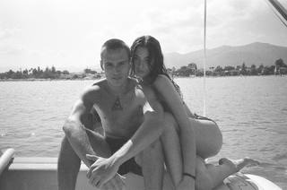 Deva Cassel feet photo thumbnail