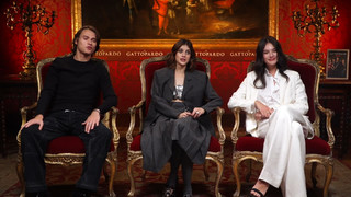 Deva Cassel feet photo thumbnail