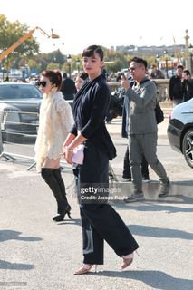 Deva Cassel feet photo thumbnail