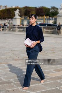 Deva Cassel feet photo thumbnail