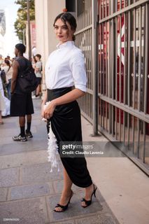 Deva Cassel feet photo 12