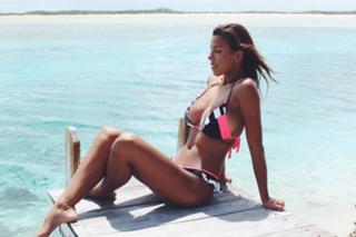 Devin Brugman feet photo thumbnail