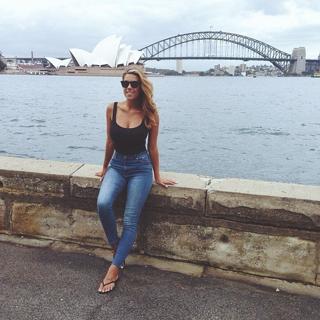 Devin Brugman feet photo thumbnail