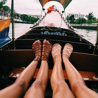 Devin Brugman feet photo thumbnail