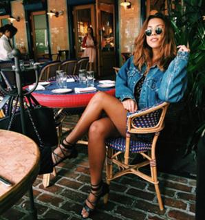 Devin Brugman feet photo thumbnail