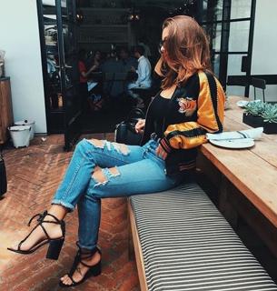 Devin Brugman feet photo thumbnail