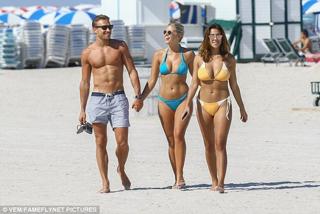 Devin Brugman feet photo thumbnail