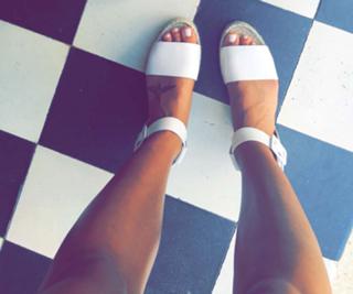 Devin Brugman feet photo thumbnail