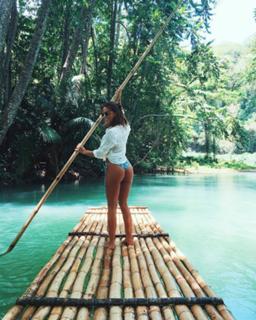 Devin Brugman feet photo thumbnail