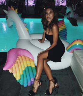 Devin Brugman feet photo thumbnail