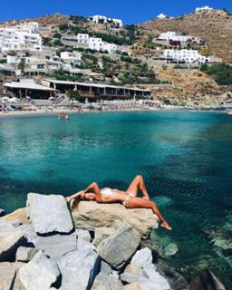 Devin Brugman feet photo thumbnail