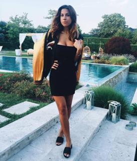 Devin Brugman feet photo thumbnail