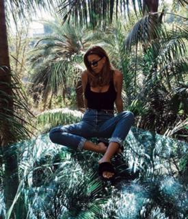 Devin Brugman feet photo thumbnail