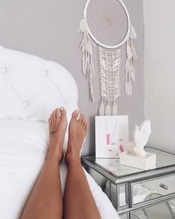 Devin Brugman feet photo thumbnail