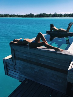 Devin Brugman feet photo thumbnail