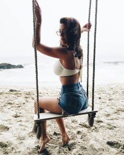 Devin Brugman feet photo thumbnail