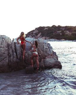 Devin Brugman feet photo thumbnail