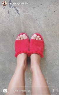 Devin Brugman feet photo thumbnail