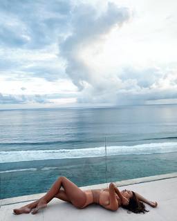 Devin Brugman feet photo thumbnail