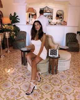 Devin Brugman feet photo thumbnail