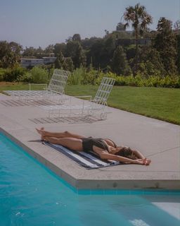 Devin Brugman feet photo thumbnail