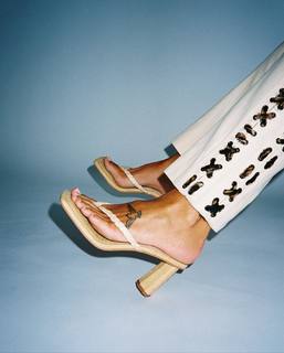 Devin Brugman feet photo thumbnail