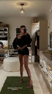 Devin Brugman feet photo thumbnail