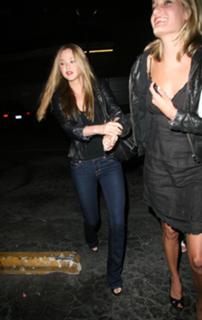 Devon Aoki feet photo thumbnail