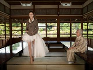 Devon Aoki feet photo thumbnail