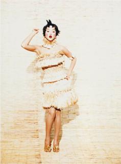 Devon Aoki feet photo thumbnail