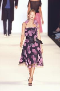 Devon Aoki feet photo thumbnail