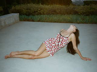 Devon Lee Carlson feet photo thumbnail