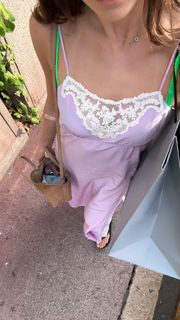 Devon Lee Carlson feet photo thumbnail