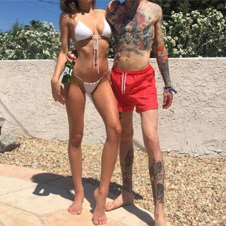 Devon Lee Carlson feet photo thumbnail