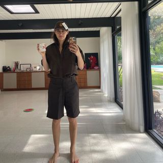 Devon Lee Carlson feet photo thumbnail