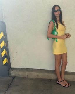 Devon Lee Carlson feet photo thumbnail