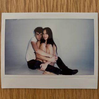 Devon Lee Carlson feet photo thumbnail