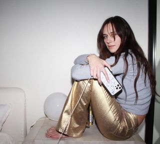 Devon Lee Carlson feet photo 3