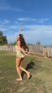 Devon Lee Carlson feet photo 14