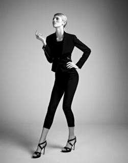 Devon Windsor feet photo thumbnail