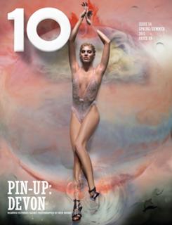 Devon Windsor feet photo thumbnail