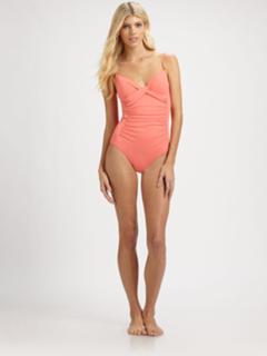 Devon Windsor feet photo thumbnail