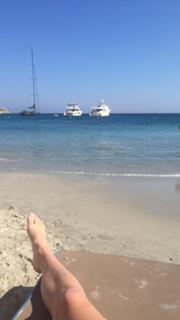Devon Windsor feet photo thumbnail