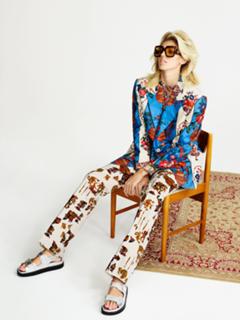 Devon Windsor feet photo thumbnail