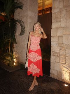 Devon Windsor feet photo 1