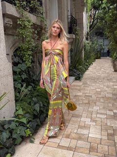 Devon Windsor feet photo 5