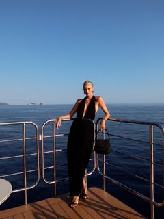 Devon Windsor feet photo 17