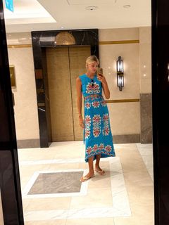 Devon Windsor feet photo 2