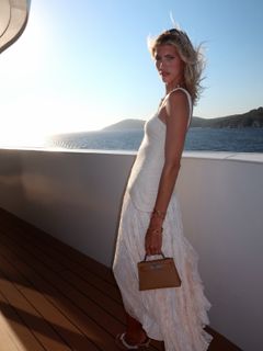 Devon Windsor feet photo 14