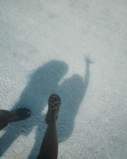 Devrim Özkan feet photo thumbnail